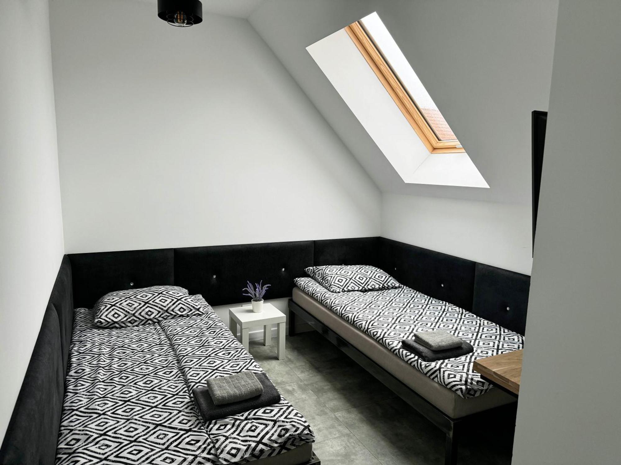 Pokoje Pod Palacem Koszecin エクステリア 写真